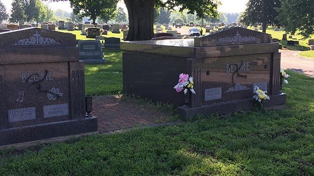 Headstone Cleaner Granite Walpole MA 2081